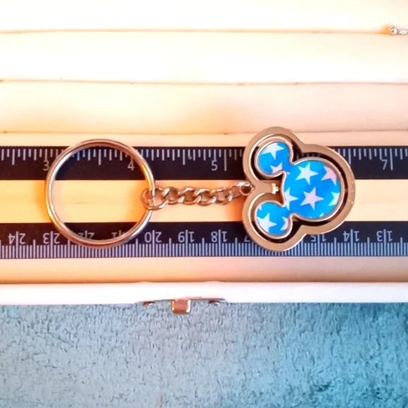 DISNEY AMERICAN PRIDE MICKEY HEAD KEY RING - Picture 5 of 9